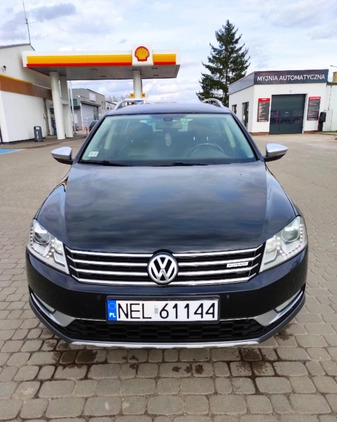 Volkswagen Passat cena 51900 przebieg: 245000, rok produkcji 2014 z Ełk małe 191